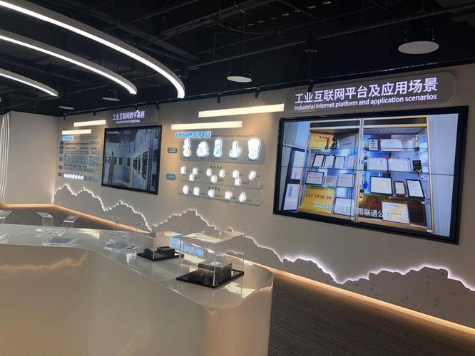 超高清晰度液晶显示屏 工業互联网展厅的视觉核心驱动力